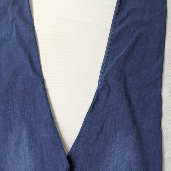 Sold - Picture 8 of 11